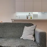 Lägenhet Riviera Modern By μρs *